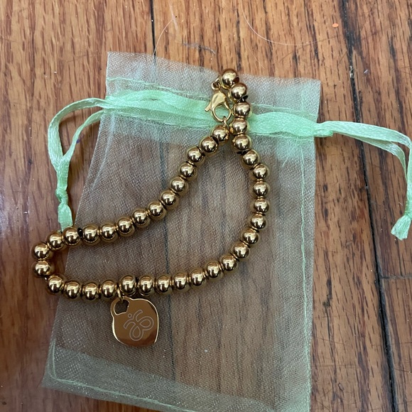 Arbonne black heart bracelet - Picture 4 of 4